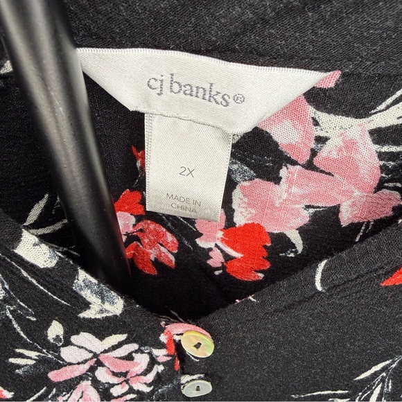 CJ Banks Floral Crinkle Blouse | Black Pink Red Print | Long Sleeve | Size 2XL - Picture 3 of 3